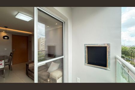 Varanda de apartamento à venda com 2 quartos, 49m² em Morro Santana, Porto Alegre
