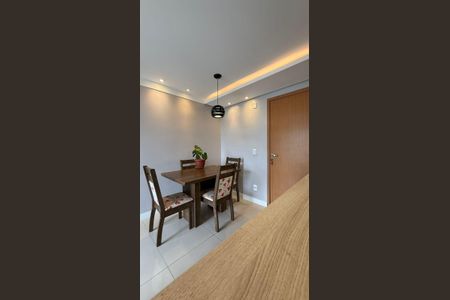 Sala de apartamento à venda com 2 quartos, 49m² em Morro Santana, Porto Alegre