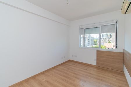 Quarto 1 de apartamento para alugar com 2 quartos, 78m² em Santana, Porto Alegre