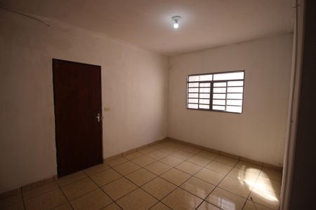 Sala de casa para alugar com 2 quartos, 80m² em Jardim Santo Amaro, Sorocaba