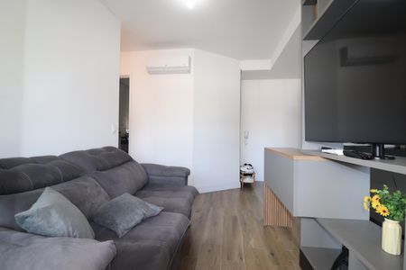 Sala de apartamento para alugar com 2 quartos, 41m² em Campestre, Santo André