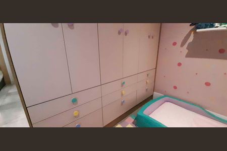 Apartamento à venda com 83m², 3 quartos e 2 vagasQuarto 1