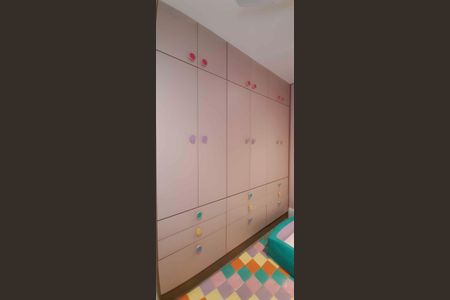 Apartamento à venda com 83m², 3 quartos e 2 vagasQuarto 1