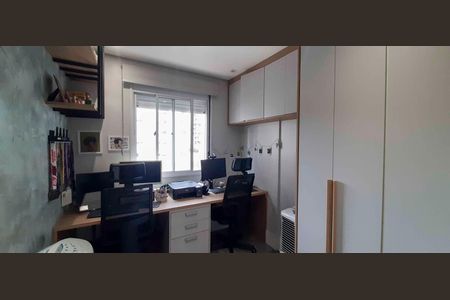 Apartamento à venda com 83m², 3 quartos e 2 vagasQuarto 2