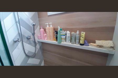 Apartamento à venda com 83m², 3 quartos e 2 vagasBanheiro da Suíte