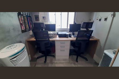 Apartamento à venda com 83m², 3 quartos e 2 vagasQuarto 2