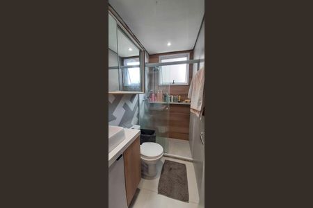 Apartamento à venda com 83m², 3 quartos e 2 vagasBanheiro da Suíte