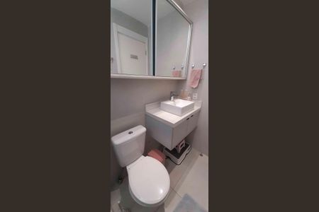 Apartamento à venda com 83m², 3 quartos e 2 vagasBanheiro Social