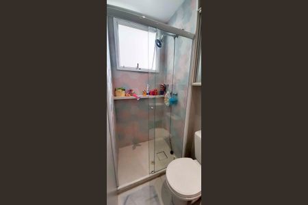 Apartamento à venda com 83m², 3 quartos e 2 vagasBanheiro Social