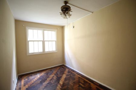 Apartamento à venda com 72m², 2 quartos e sem vagav