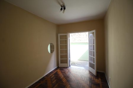 Quarto 1 de apartamento para alugar com 3 quartos, 72m² em Floresta, Porto Alegre