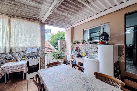 Casa para alugar com 300m², 2 quartos e 1 vaga Casa para alugar com 300m², 2 quartos e 1 vagaÁrea de Serviço (Casa 2)