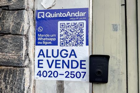 Casa para alugar com 300m², 2 quartos e 1 vaga Casa para alugar com 300m², 2 quartos e 1 vagaPlaquinha