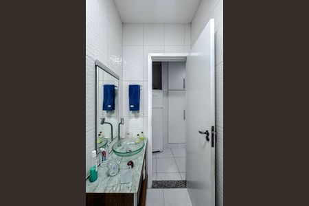 Casa para alugar com 300m², 2 quartos e 1 vaga Casa para alugar com 300m², 2 quartos e 1 vagaBanheiro