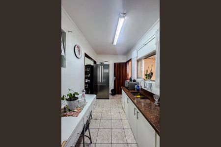 Casa para alugar com 300m², 2 quartos e 1 vaga Casa para alugar com 300m², 2 quartos e 1 vagaCozinha (Casa 2)