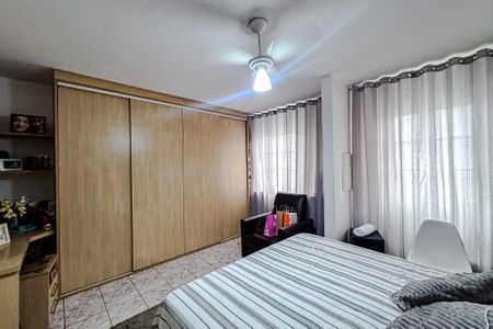 Casa para alugar com 300m², 2 quartos e 1 vaga Casa para alugar com 300m², 2 quartos e 1 vagaQuarto (Casa 2)
