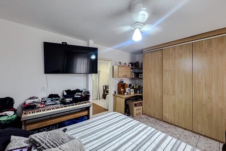 Casa para alugar com 300m², 2 quartos e 1 vaga Casa para alugar com 300m², 2 quartos e 1 vagaQuarto (Casa 2)