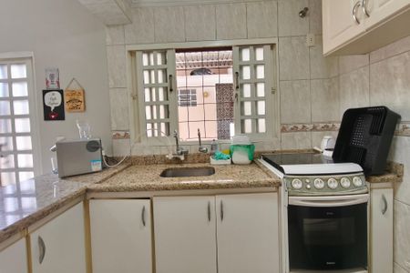 Casa à venda com 352m², 2 quartos e 3 vagasCozinha