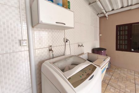 Casa à venda com 352m², 2 quartos e 3 vagasÁrea de Serviço