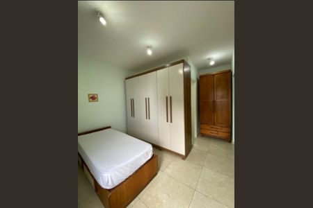 Quarto de apartamento para alugar com 2 quartos, 85m² em Jardim Imperador, Praia Grande