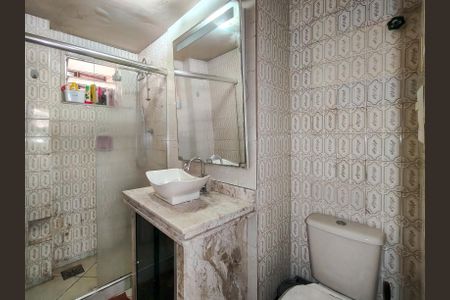 Apartamento para alugar com 74m², 2 quartos e 1 vaga Apartamento para alugar com 74m², 2 quartos e 1 vagaBanheiro Corredor