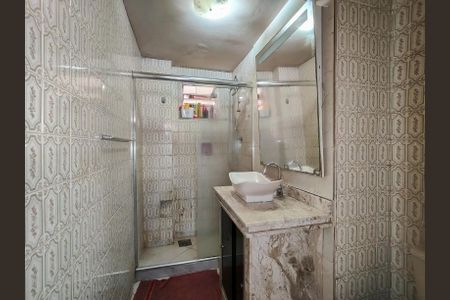 Apartamento para alugar com 74m², 2 quartos e 1 vaga Apartamento para alugar com 74m², 2 quartos e 1 vagaBanheiro Corredor