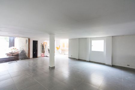Sala de casa para alugar com 4 quartos, 360m² em Vigilato Pereira, Uberlândia