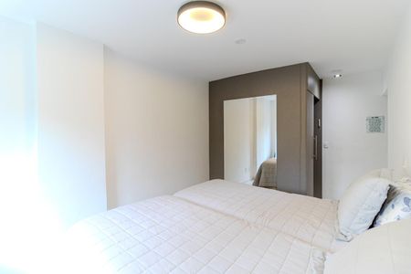 Apartamento à venda com 98m², 3 quartos e 1 vaga Apartamento à venda com 98m², 3 quartos e 1 vagaSuíte