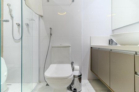 Apartamento à venda com 98m², 3 quartos e 1 vaga Apartamento à venda com 98m², 3 quartos e 1 vagaBanheiro Social