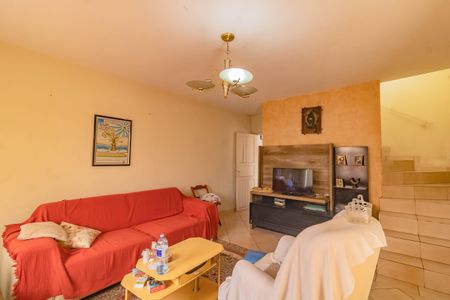 Casa à venda com 2 quartos, 110m² em Vila Imperio, São Paulo