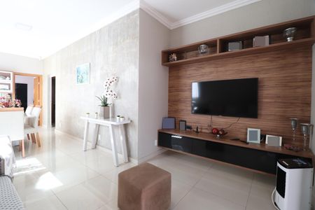 Casa para alugar com 160m², 3 quartos e 3 vagasSala