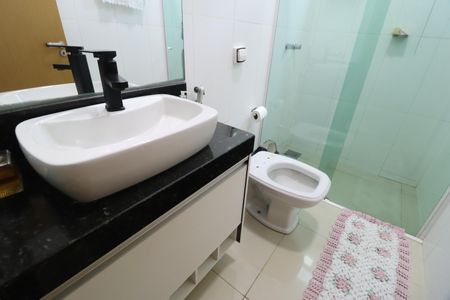 Casa para alugar com 160m², 3 quartos e 3 vagasBanheiro Social