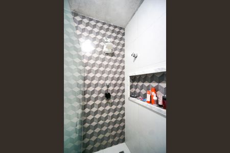 Casa à venda com 300m², 4 quartos e 2 vagasChuveiro