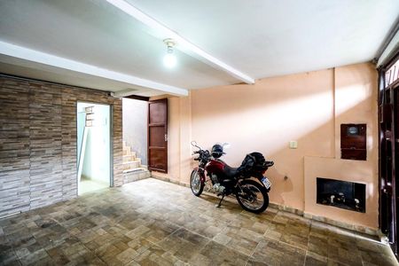 Casa à venda com 300m², 4 quartos e 2 vagasGaragem