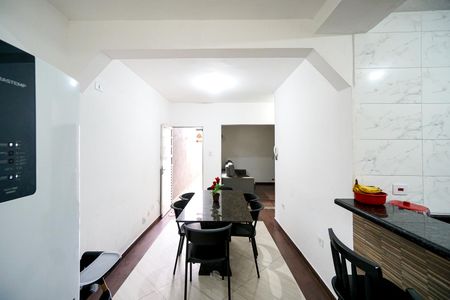 Casa à venda com 300m², 4 quartos e 2 vagasCopa