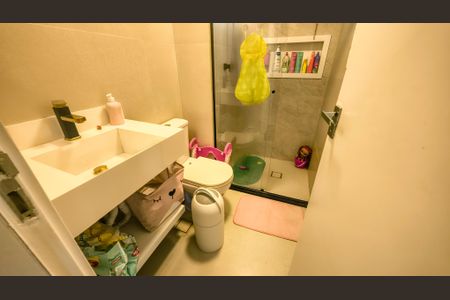 Apartamento à venda com 97m², 3 quartos e 2 vagasBanheiro da Suíte 2