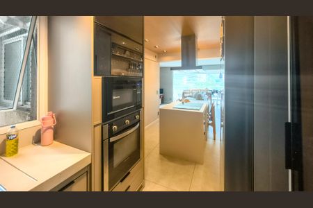 Apartamento à venda com 97m², 3 quartos e 2 vagasCozinha