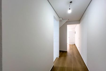 Casa à venda com 100m², 2 quartos e sem vagaHall e lavabo