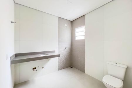 Casa à venda com 100m², 2 quartos e sem vagaBanheiro