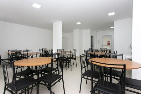 Apartamento para alugar com 40m², 1 quarto e 1 vaga Apartamento para alugar com 40m², 1 quarto e 1 vagaÁrea comum - Salão de festas
