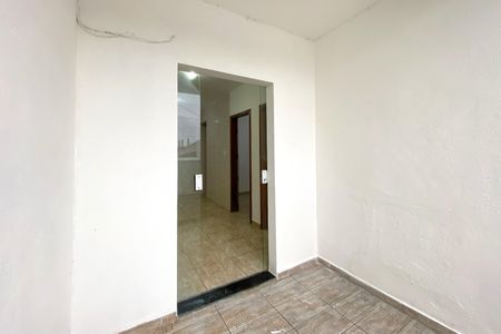 Varanda de kitnet/studio para alugar com 2 quartos, 50m² em Novo Riacho, Contagem