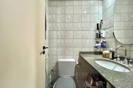 Apartamento à venda com 70m², 3 quartos e 2 vagasBanheiro da Suíte