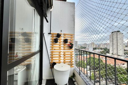 Varanda de apartamento à venda com 3 quartos, 70m² em Vila Clementino, São Paulo