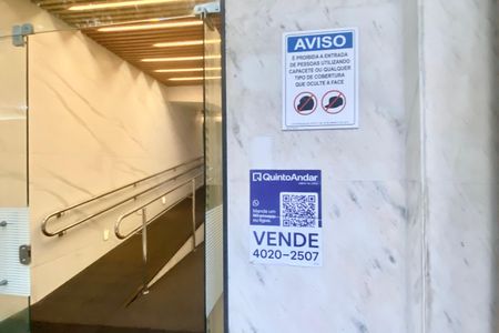 Apartamento à venda com 40m², 1 quarto e sem vaga Apartamento à venda com 40m², 1 quarto e sem vagaPlaca