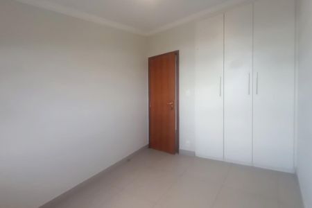 Casa à venda com 220m², 3 quartos e 2 vagas Casa à venda com 220m², 3 quartos e 2 vagasQuarto 3