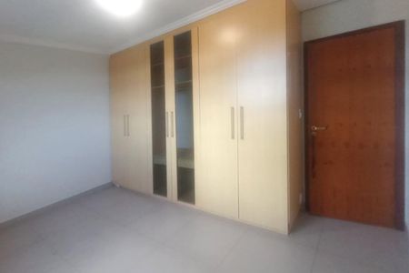 Quarto 1 de casa à venda com 3 quartos, 220m² em Jardim Vitoria, Belo Horizonte