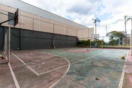 Apartamento para alugar com 76m², 2 quartos e 1 vaga Apartamento para alugar com 76m², 2 quartos e 1 vagaÁrea comum - Quadra esportiva