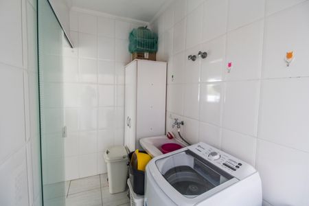 Casa de condomínio para alugar com 440m², 4 quartos e 4 vagas Casa de condomínio para alugar com 440m², 4 quartos e 4 vagasÁrea de Serviço