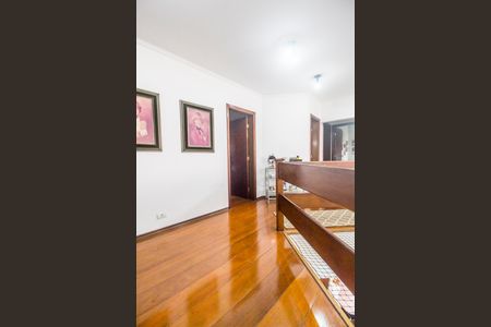 Casa de condomínio para alugar com 440m², 4 quartos e 4 vagas Casa de condomínio para alugar com 440m², 4 quartos e 4 vagasCorredor