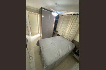 Quarto de apartamento para alugar com 2 quartos, 50m² em Quitaúna, Osasco